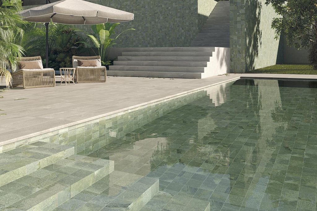 piscina-con-porcelanico-Bali-de-Vives piscina-con-porcelanico-Bali-de-Vives